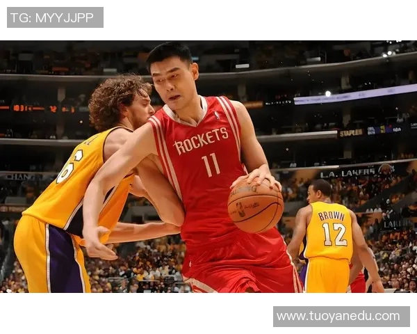 中国篮球明星的璀璨星空:从姚明到易建联的传奇故事与成就 中国篮球明星的璀璨星空:从姚明到易建联的传奇故事与成就